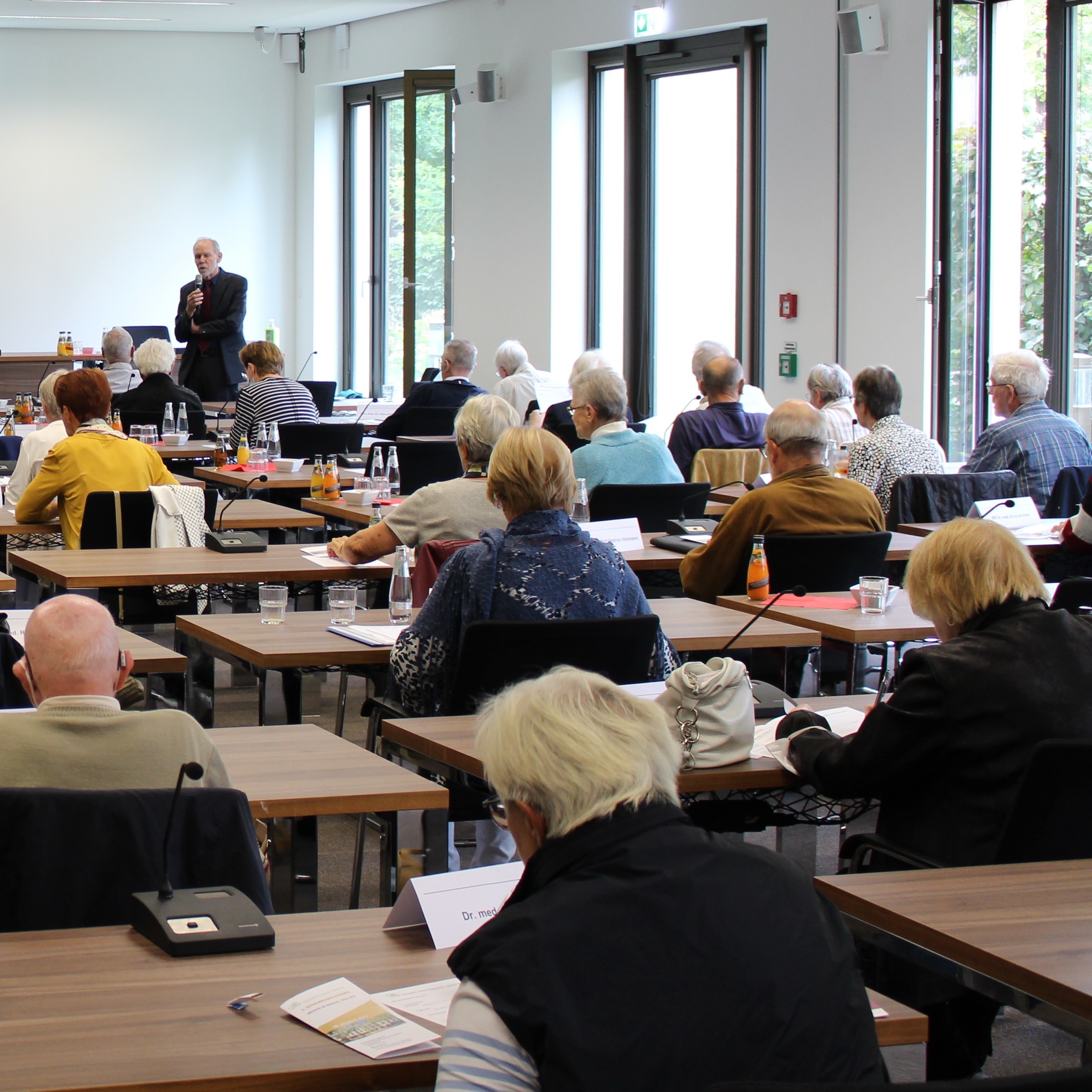 Öffnen Seniorenakademie